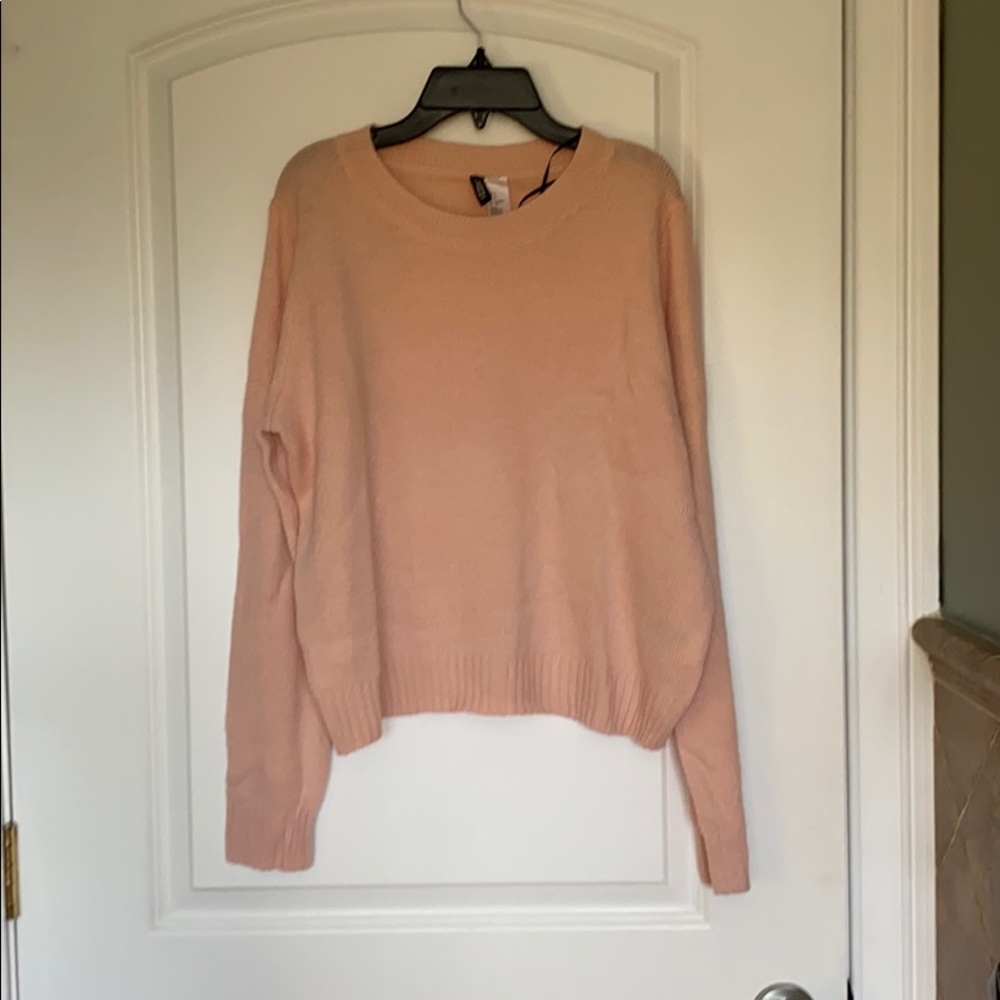 pink sweater